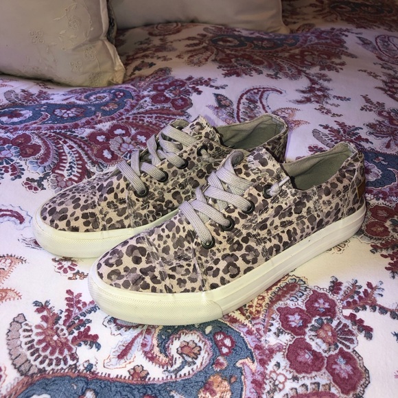 Blowfish Malibu plum leopard print sneakers - Picture 2 of 8